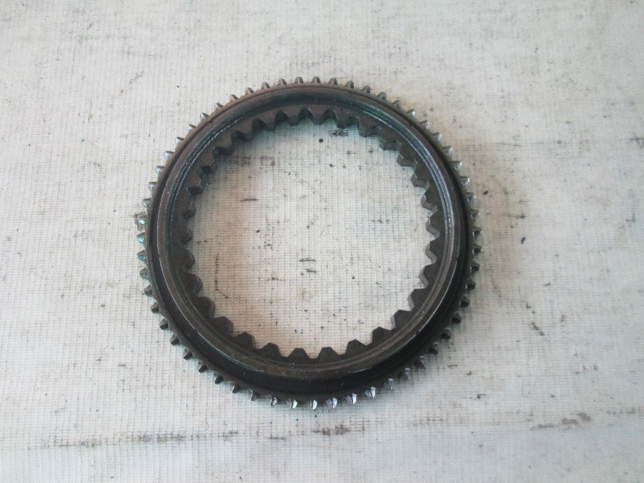 муфта синхронизатора б/у - 1